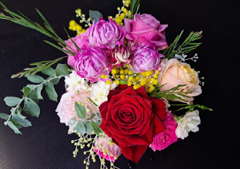 杉本バラ園のフラワーアレンジメント体験